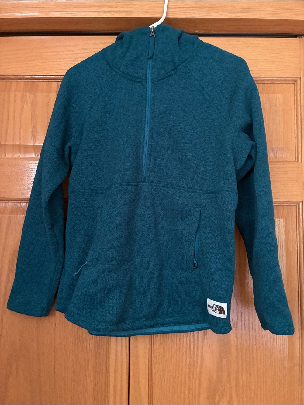 The North Face Women’s Teal Hooded Fleece Pullover